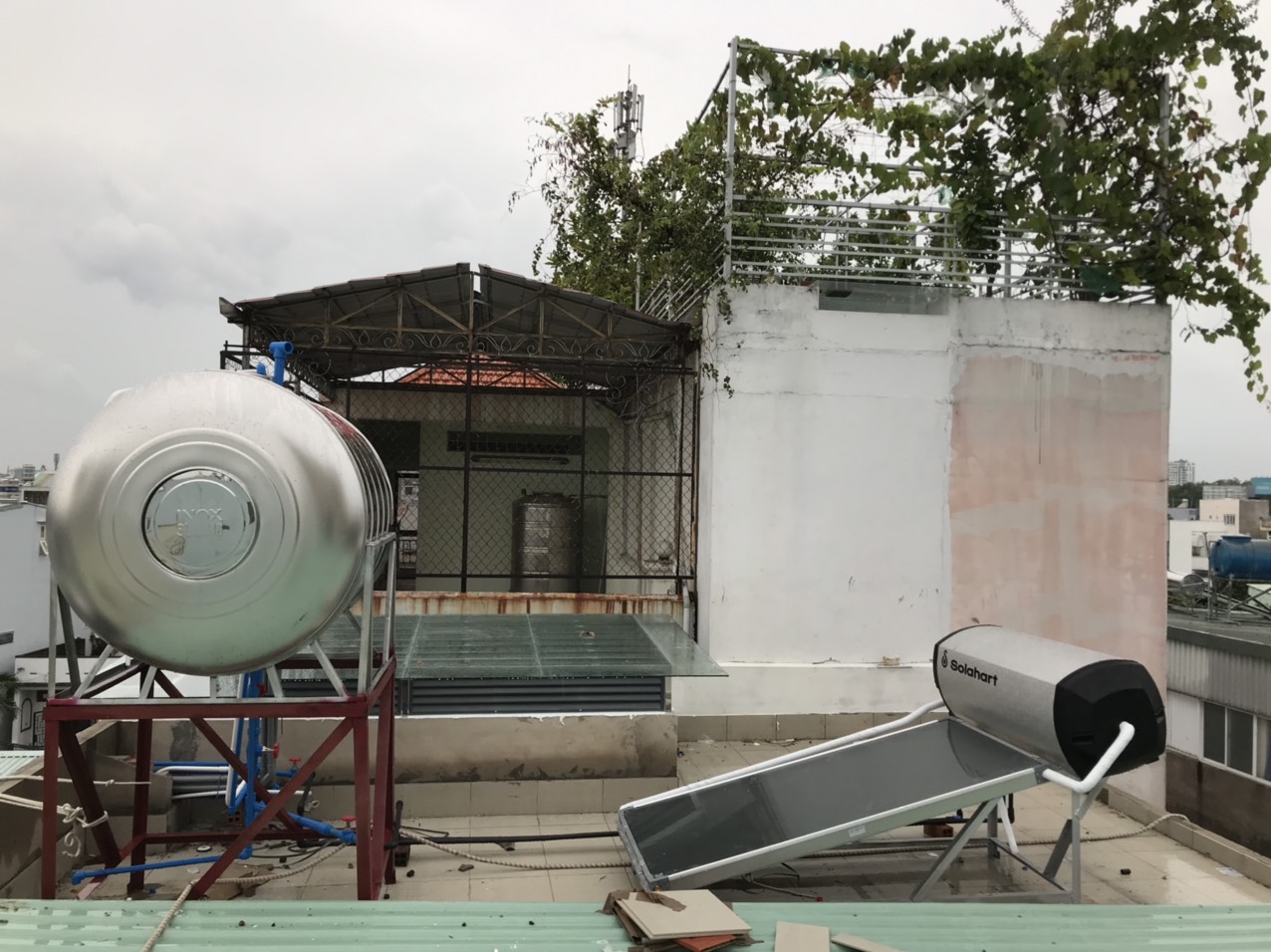 Read more about the article Solahart Premium 181L – Máy nước nóng năng lượng mặt trời tấm phẳng cao cấp của Úc