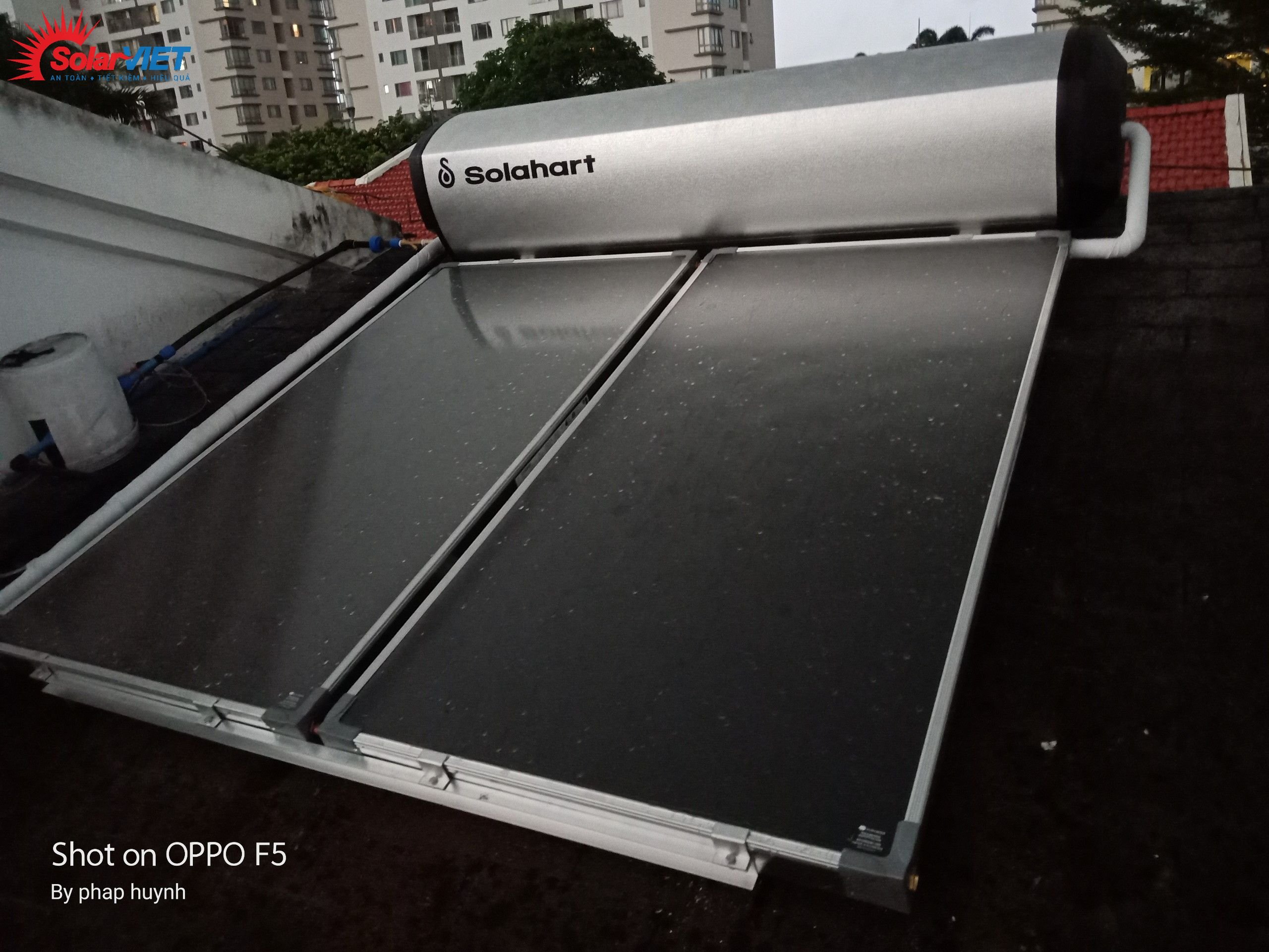 Read more about the article Solahart Model 302L dòng máy cao cấp nhất trong chuỗi máy nước nóng Solahart