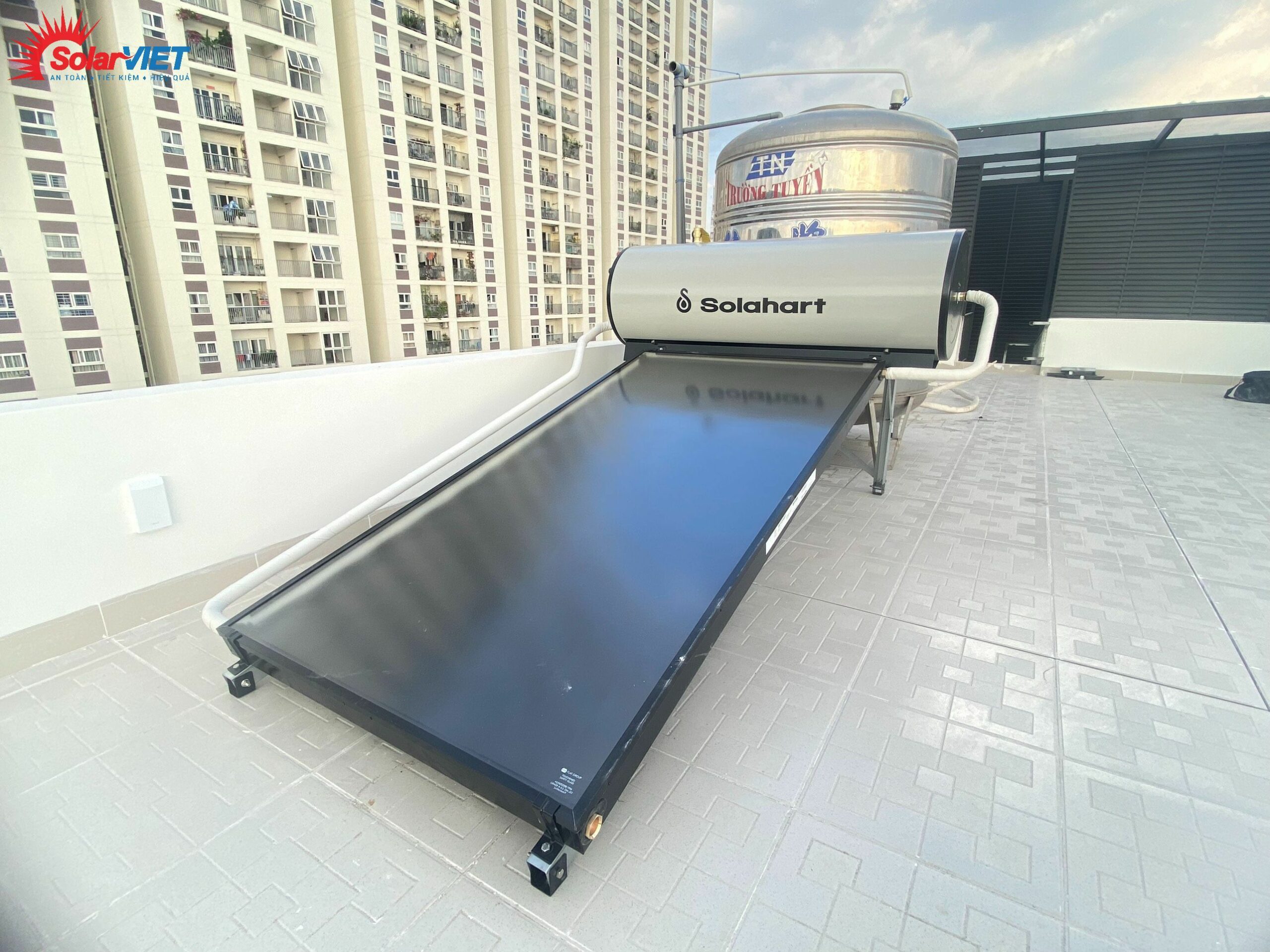 Read more about the article Solahart 150L – Thiết kế bền vững với tấm hấp thu nhiệt lớp kính cường lực